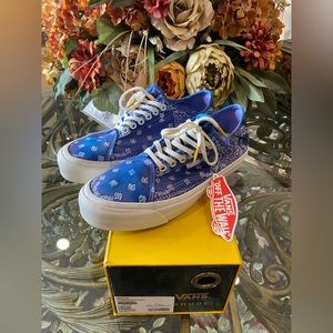 VANS x RHUDE Diamo Ni Bandanna Sneakers [8.5M, 10W] - VNOATKD2F61